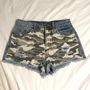 BDG Urban Outfitters Dree Cheeky High Rise Camo Front Denim Jean Shorts